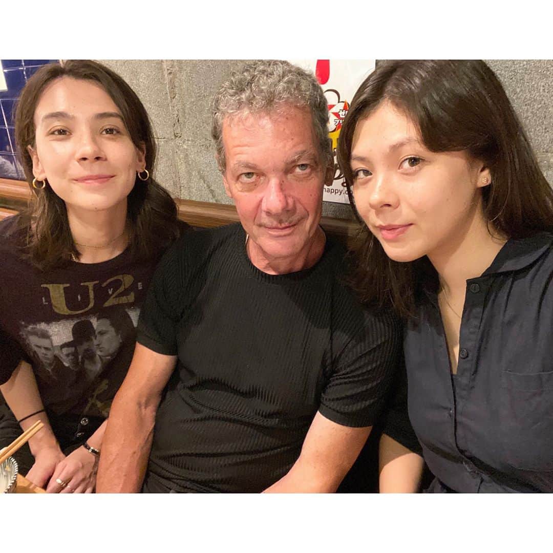 エモン・久瑠美のインスタグラム：「Papaとmiyu❤️」