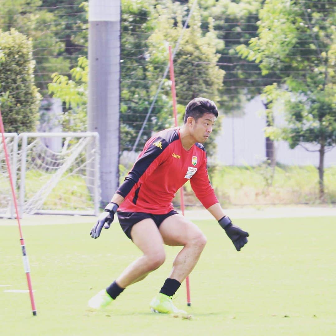 ジェフユナイテッド市原・千葉のインスタグラム：「本日のユナパ⚽️ 炎天下で今にもとろけそうな日ですが、中3日ですぐ磐田戦を迎えます！しっかり準備💪 #jefunited #ジェフ千葉 #ユナパ」