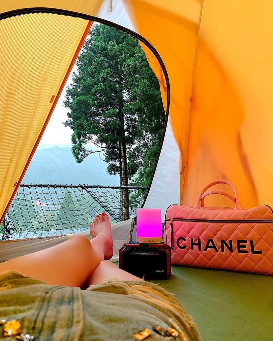 のインスタグラム：「The first Tree tent experience in my life ⛺️💕✨  No music , No life ww 🎶  #japan #日本 #福井 #ツリーピクニックアドベンチャーいけだ  #treehouse #ツリーハウス #treetent  #ツリーテント #テント #camp #キャンプ #camping  #キャンピング #絶景 #山 #山の景色 #healing  #癒し #nomusicnolife」