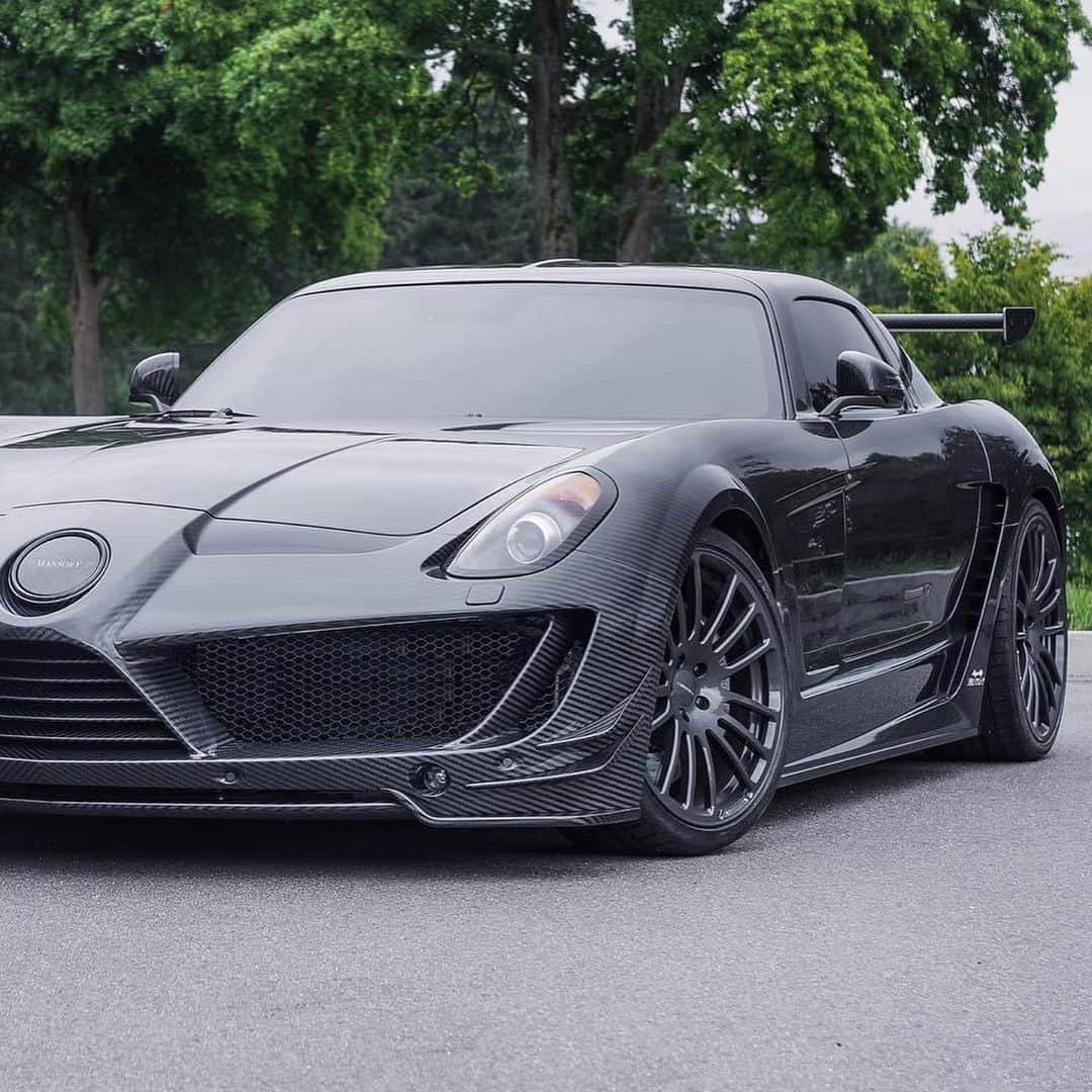 CARLiFESTYLEさんのインスタグラム写真 - (CARLiFESTYLEInstagram)「The MANSORY CORMEUM. Based off the Mercedes SLS AMG. What do you think? Check out @aerosunzusa for more @mansory! #carlifestyle #mansory #aerosunzusa」8月13日 13時11分 - carlifestyle