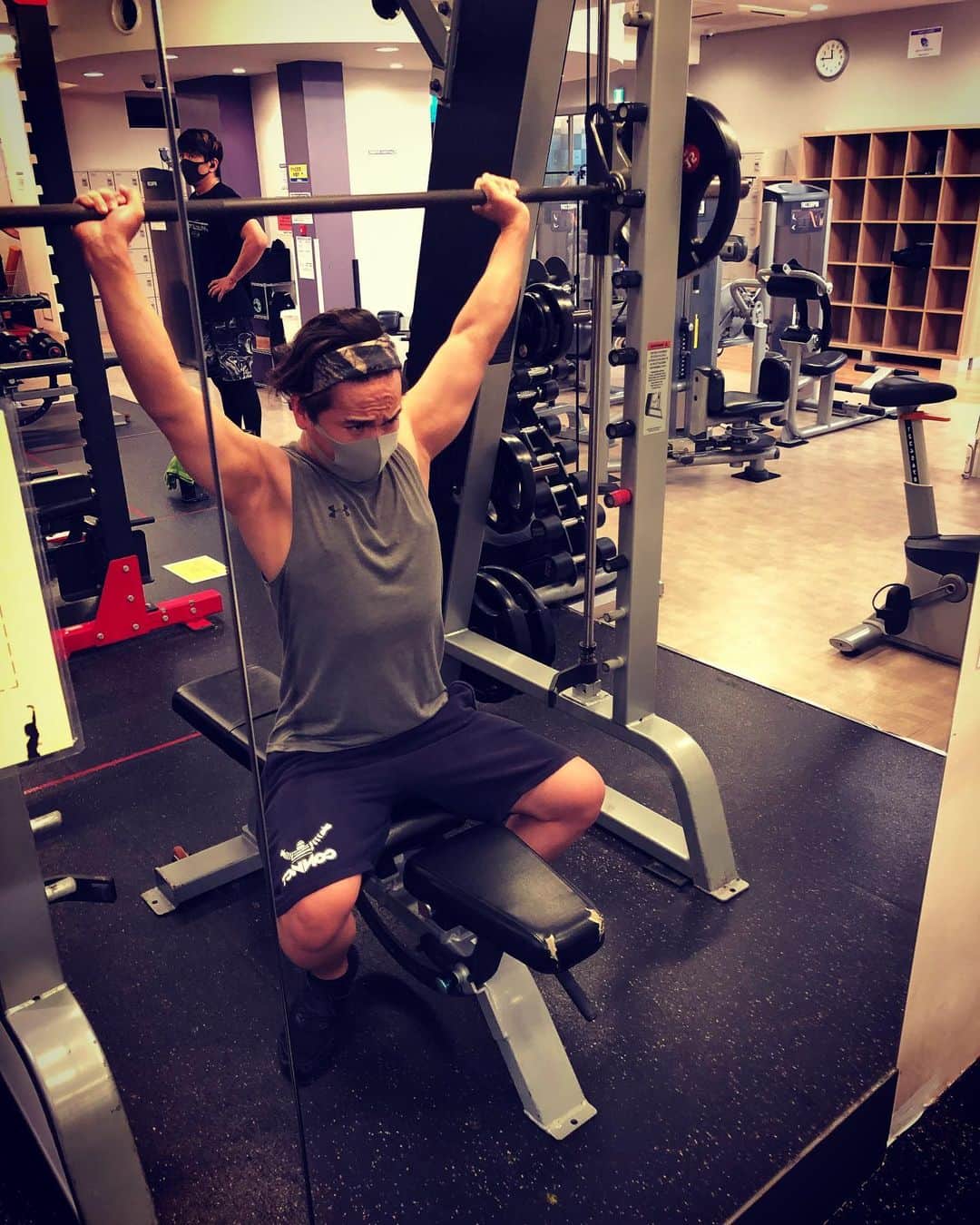 進祐哉のインスタグラム：「🏋🏻‍♂️」