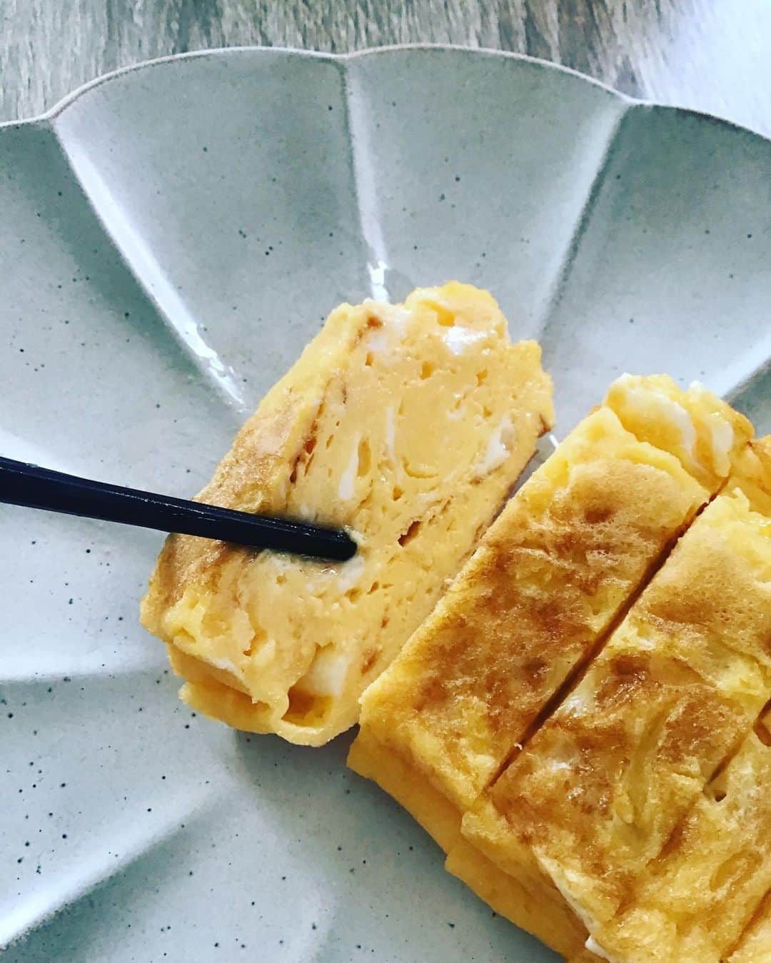 越中睦士さんのインスタグラム写真 - (越中睦士Instagram)「卵焼きを昨日作った  #卵焼き」8月13日 14時04分 - makotokoshinaka