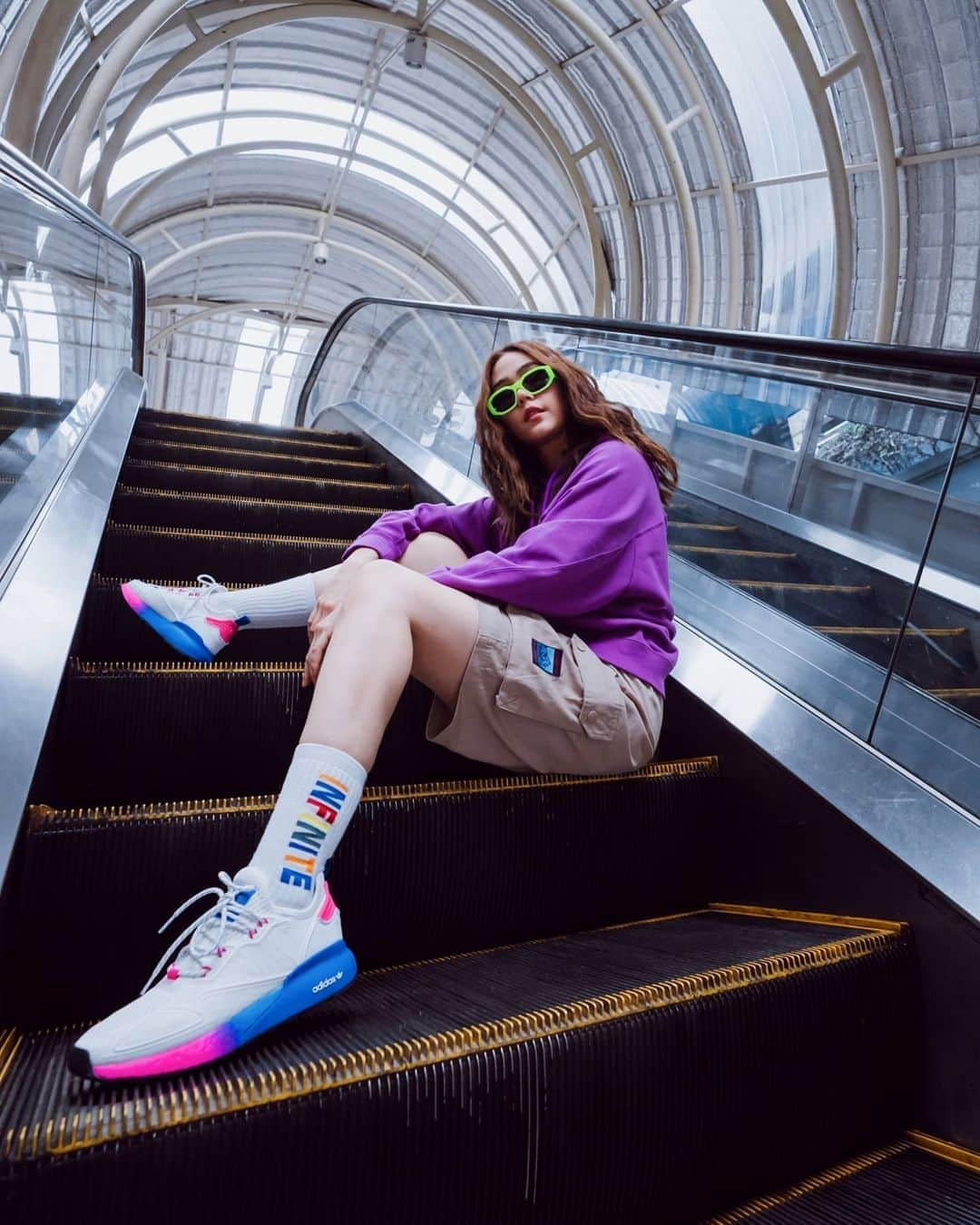 Araya Alberta Hargateさんのインスタグラム写真 - (Araya Alberta HargateInstagram)「#adidasthailand #adidasOriginals #ZX #createdwithadidas」8月13日 14時25分 - chomismaterialgirl