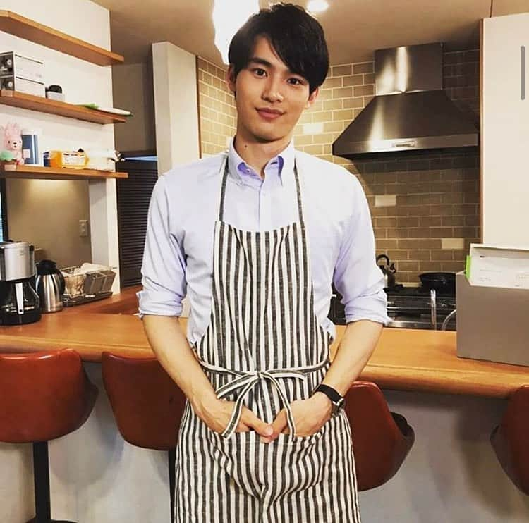 岡田健史　ファンアカウントさんのインスタグラム写真 - (岡田健史　ファンアカウントInstagram)「#岡田健史 #okadakenshi #kenshiokada #MIU404 #奥様は取り扱い注意 #望み #中学聖日記」8月13日 15時45分 - kenshi_okada_fanpage