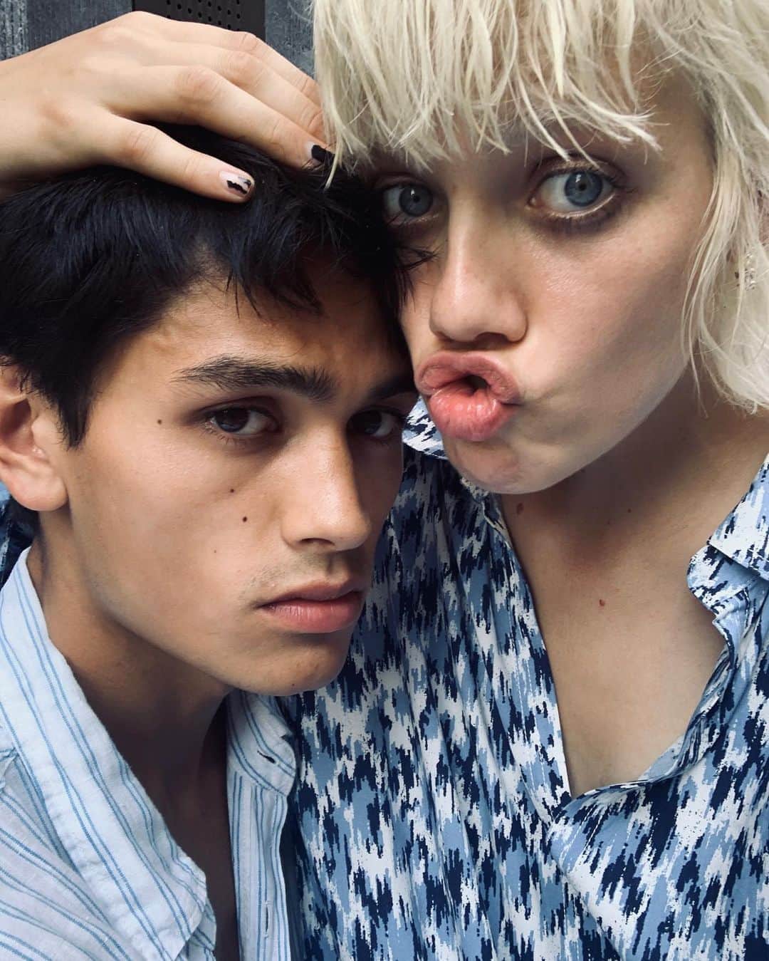 マリヤン・ジョンクマンのインスタグラム：「Flying far away from home. Gonna miss you my love. ♥️🥺」
