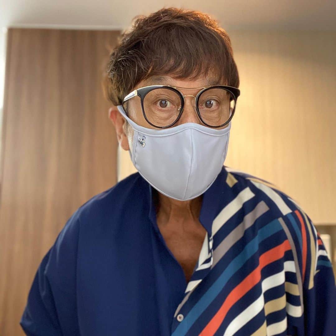 伊津野亮さんのインスタグラム写真 - (伊津野亮Instagram)「始めます！ dramさんの マスクが好評に付き 再販されてます！ 良かったらplease #知らんけど」8月13日 16時23分 - ryoizuno
