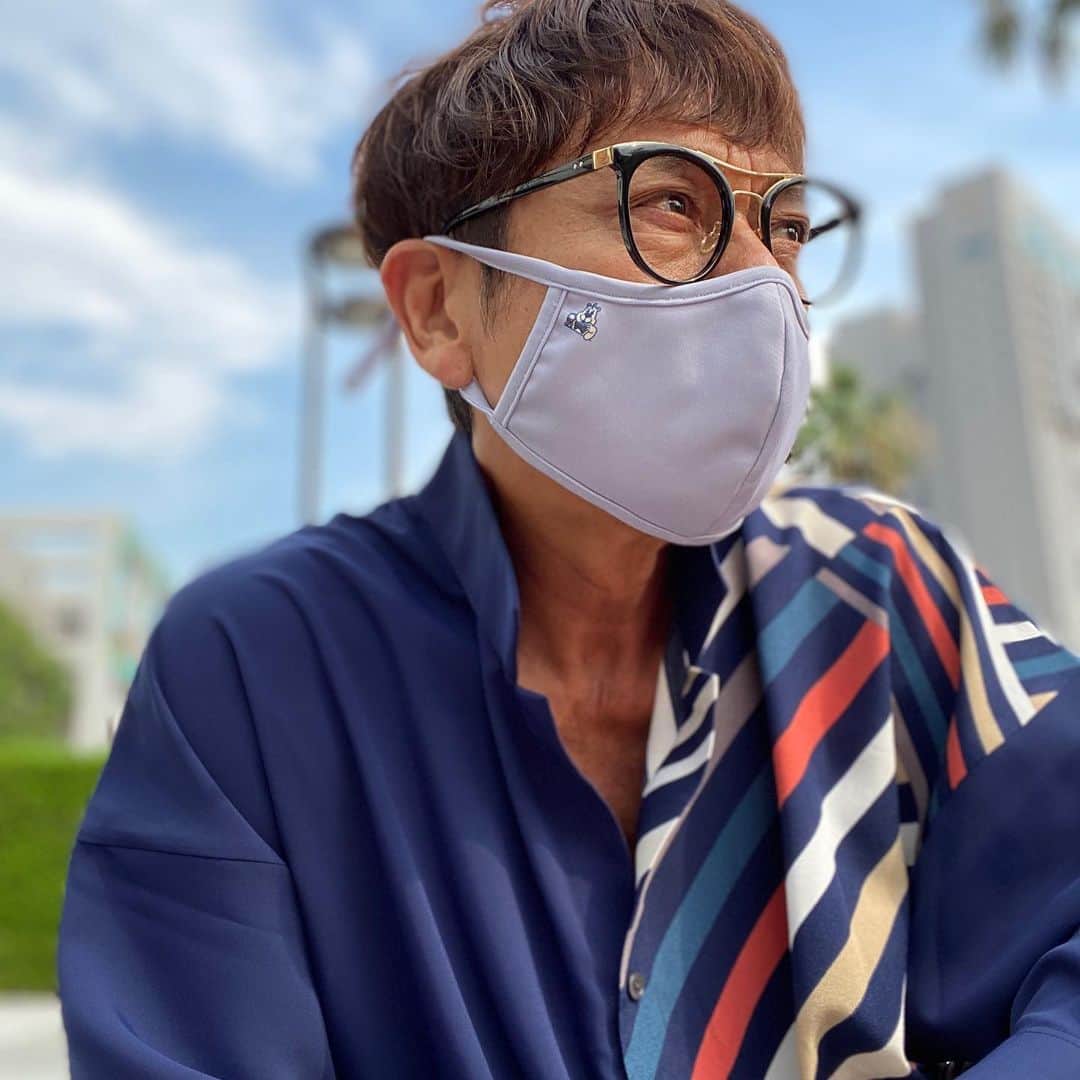 伊津野亮さんのインスタグラム写真 - (伊津野亮Instagram)「始めます！ dramさんの マスクが好評に付き 再販されてます！ 良かったらplease #知らんけど」8月13日 16時23分 - ryoizuno