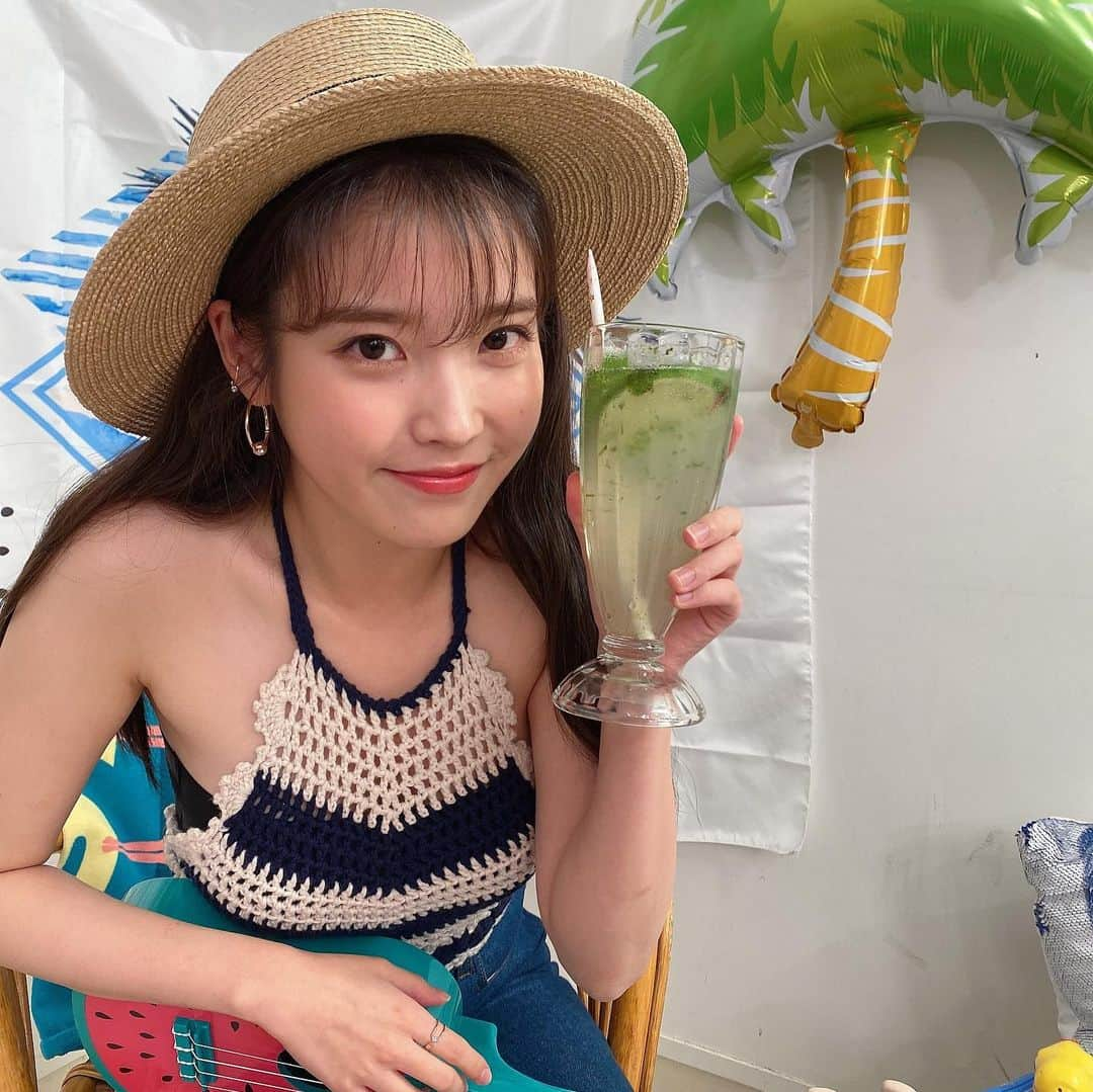 IUさんのインスタグラム写真 - (IUInstagram)「집콕바캉스 🏝」8月13日 17時42分 - dlwlrma