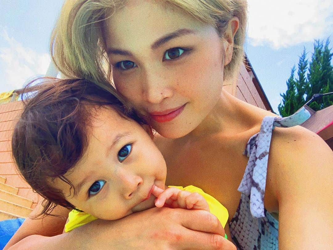 のインスタグラム：「🌻🌈👙🌴 タノシイネウレシイネ💚 #2020summer #夏の思い出」
