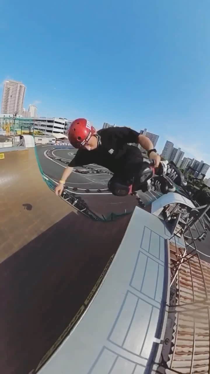 安床武士のインスタグラム：「Boom!! @usdskates  @goprojp  @goodskates_inc  @canamonroad_japan  @lzbn_official  @rollinrock167  @papasu1048  #rollerblading #aggressiveinline #inlineskate #takeshiyasutoko #安床武士 #インラインスケート #ローラーブレード」