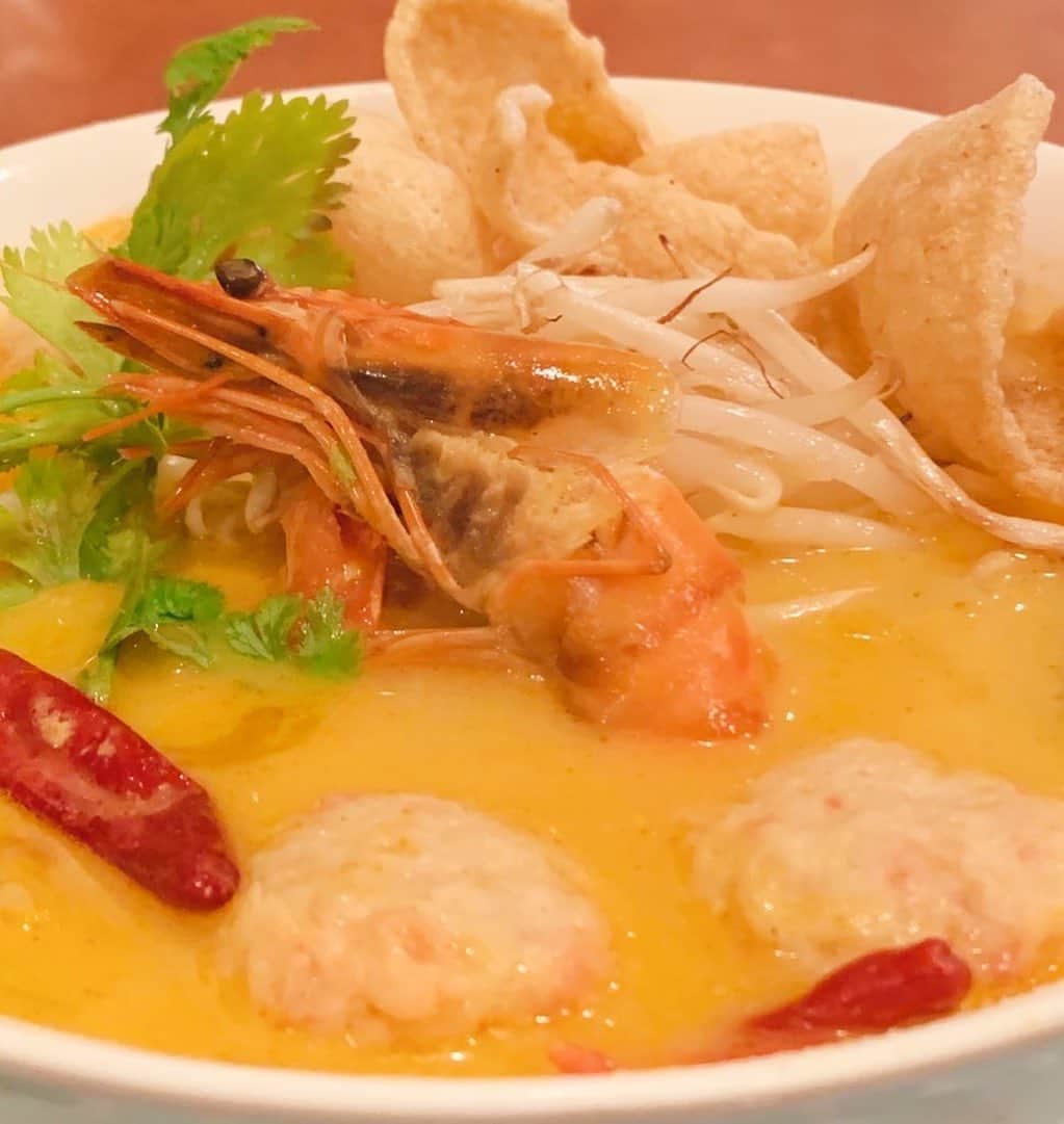 ティーナ・カリーナのグルメインスタ