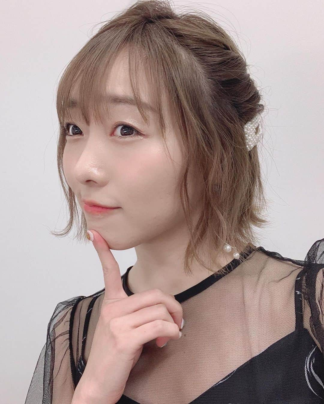 須田亜香里さんのインスタグラム写真 - (須田亜香里Instagram)「一昨日の　#仰天ニュース コーディネートやヘアセットはこんな感じでした🍋 ボブを満喫しています🎶 #レモン柄ワンピース #ボブアレンジ . . 8月14日(金) #スイッチ 東海テレビ　9:50〜 生放送ですよー🌻 . 8月15日(土) #doramaticbaseball 日本テレビ　15:00〜 副音声で中日ドラゴンズの応援をします💙 . #青空レストラン 日本テレビ系　18:30〜 茅ヶ崎でトルコナス🍆🇹🇷 . 8月16日(日) #てくてく歩いてく 中日新聞コラム連載 . #熱闘mリーグ テレビ朝日&ABEMA . 8月17日(月) #須田亜香里の部屋 FM AICHI 21:00〜 . #オレマン MBSラジオ　25:30〜 . 8月18日(火) #ボンビーガール 日本テレビ系　22:00〜 家賃6万の物件探しました❗️ . .」8月13日 18時17分 - akarisuda