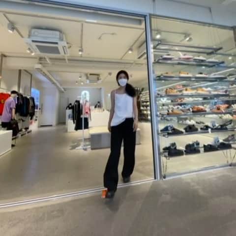 ソジン のインスタグラム：「오늘 주영이랑 데이뚜🖤 . . . 상의 @nonlocal_official (협찬)」