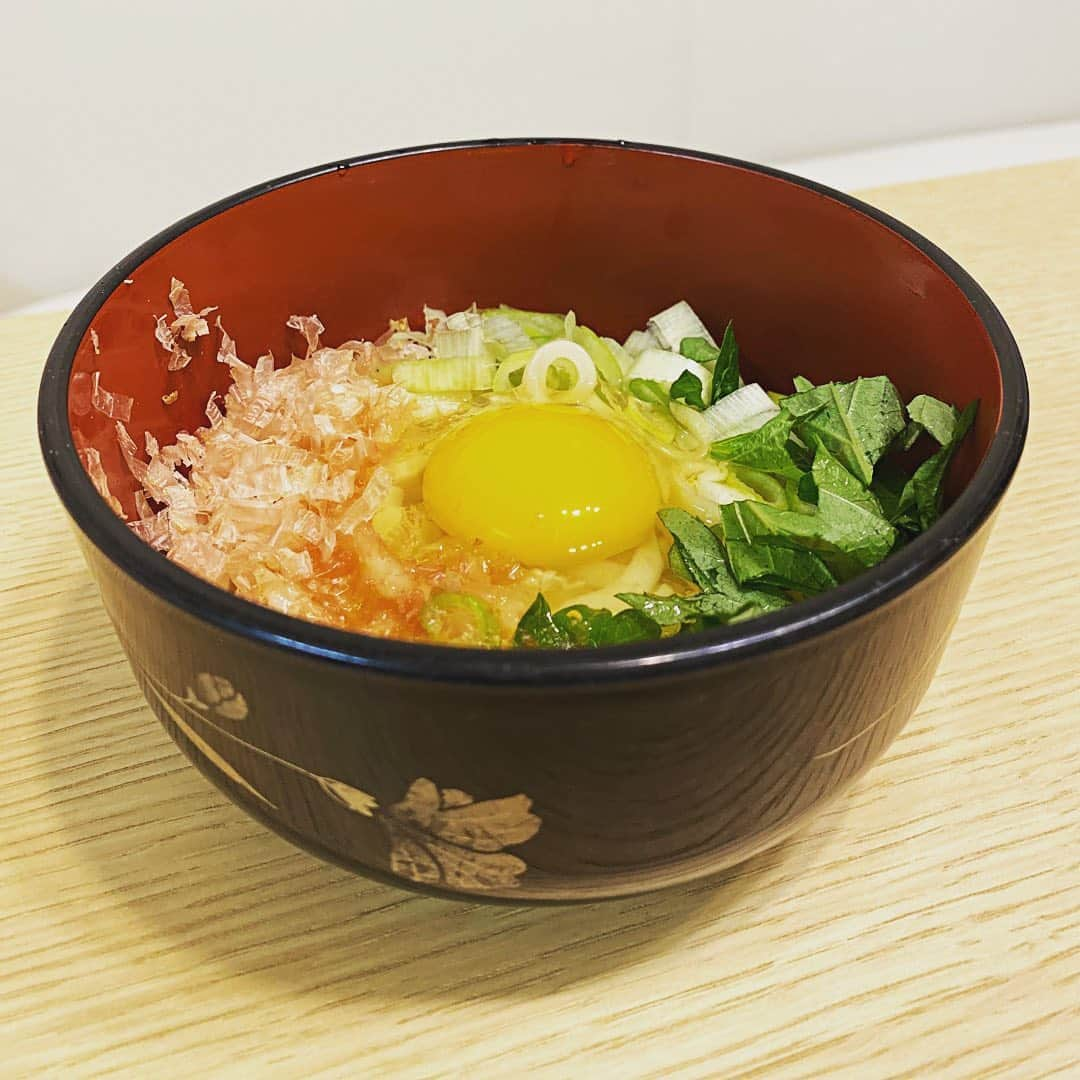 堀江淳さんのインスタグラム写真 - (堀江淳Instagram)「‪たまたま「釜玉うどん」を食べたくて作った時の写！‬ ‪#釜玉うどん‬ ‪#男子料理‬ ‪#白出汁‬ ‪#生卵‬ ‪#讃岐うどん‬」8月13日 18時48分 - jun.horie2