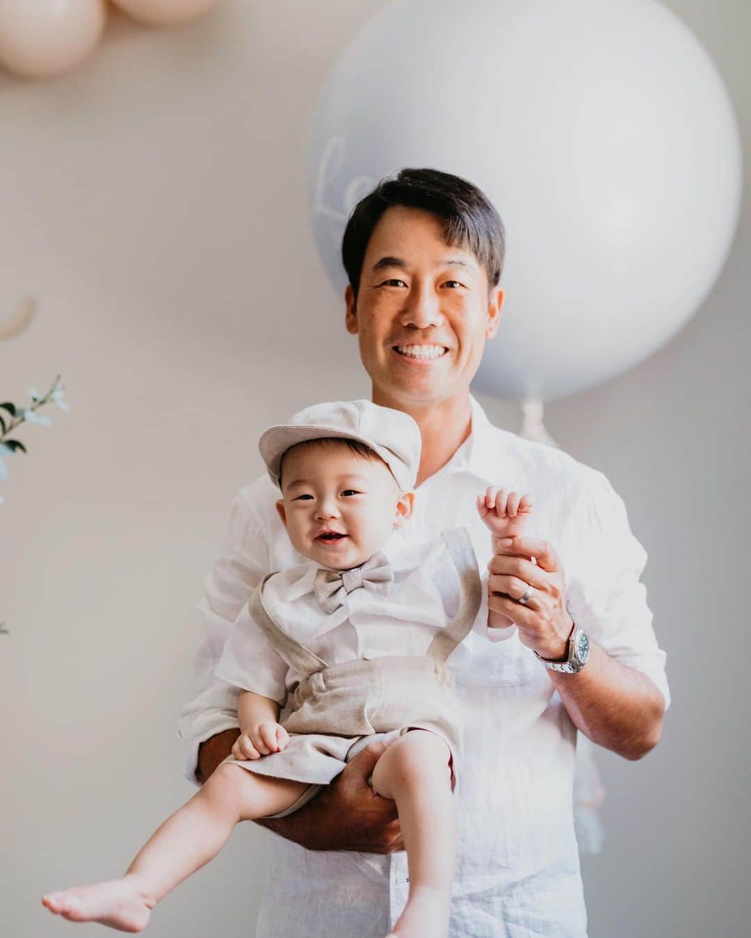 ケビン・ナさんのインスタグラム写真 - (ケビン・ナInstagram)「Leo’s early 1st Birthday party before the Playoffs.  #1stbirthday #birthday #돌잔치  Leo picked the gavel (판사봉) for his 1st bday grab (돌잡이)」8月14日 5時20分 - kevinna915