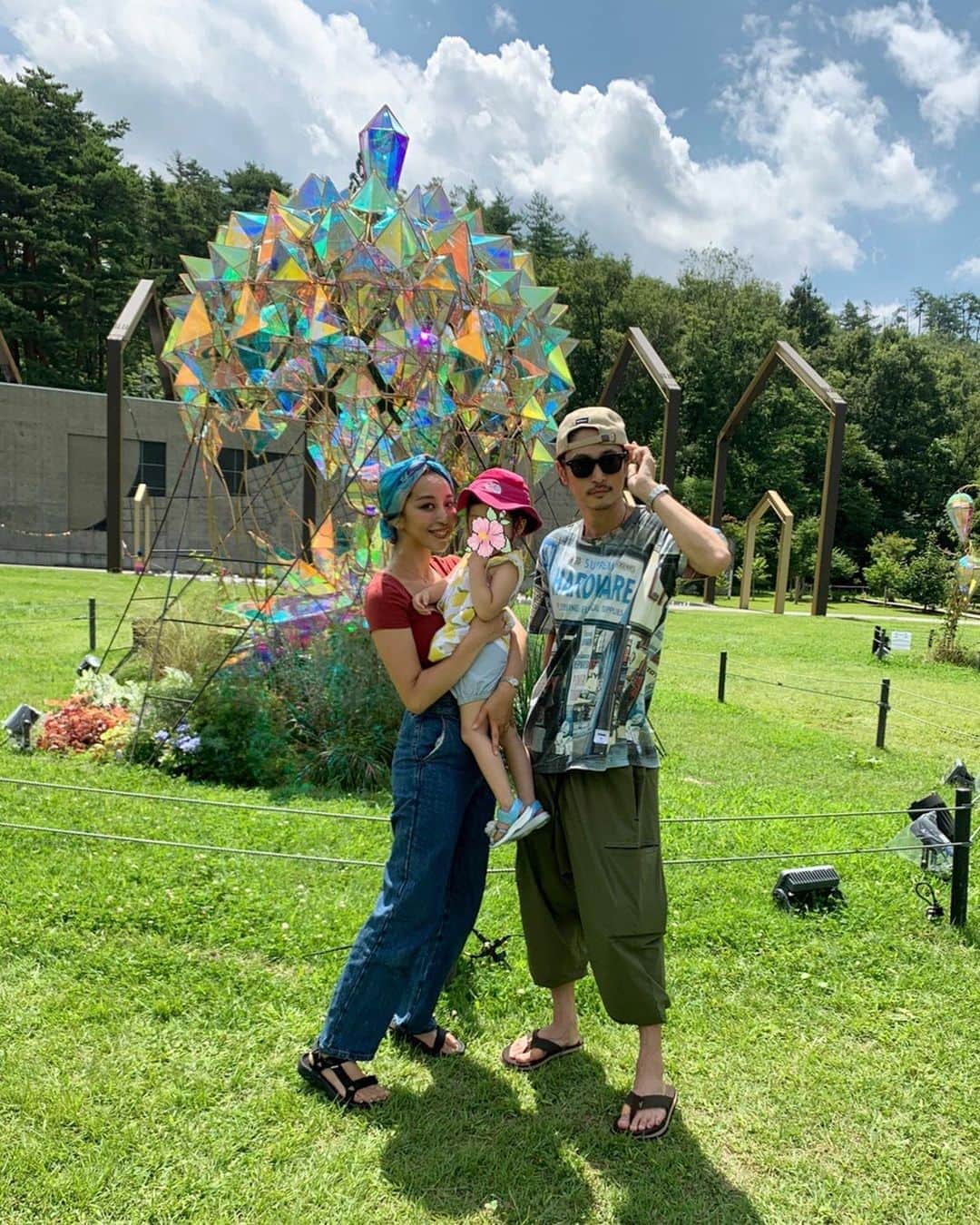 PINKYのインスタグラム：「夏休み🌻🌈✨   ・・・ #love #happy #family #夏休み #mamalife #parentslife #babygirl #3歳」