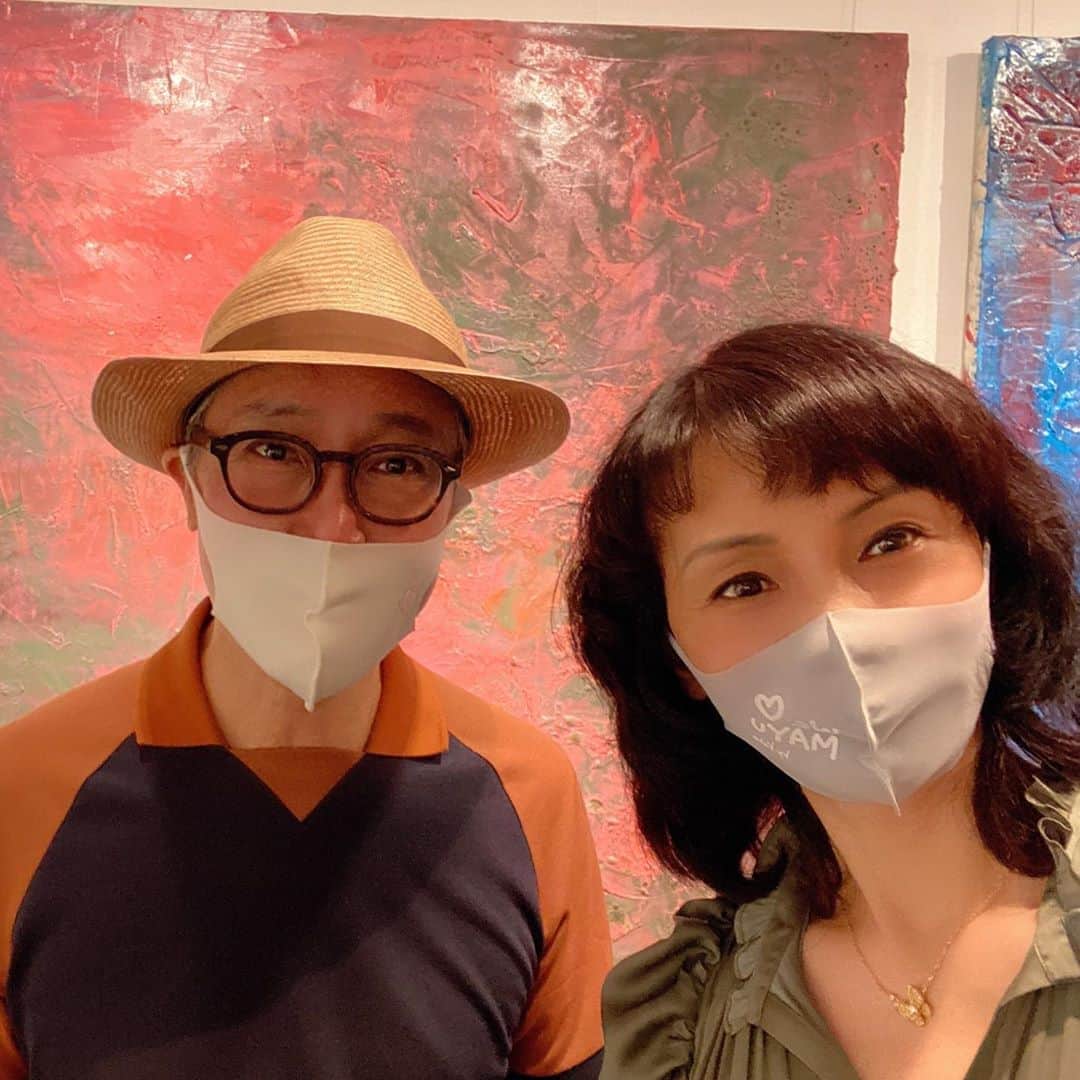 佐野史郎さんのインスタグラム写真 - (佐野史郎Instagram)「南 依岐 個展 「RISING」 渋谷　西武百貨店 とにかく、スゲぇエネルギー量‼︎ 意味を問うのはヤボと、ただひたすら向きあっておりました。 おかあさまにも会えましたよ^_^ https://www.sogo-seibu.jp/shibuya/topics/page/minamiibuki.html」8月13日 22時05分 - sanovabitch