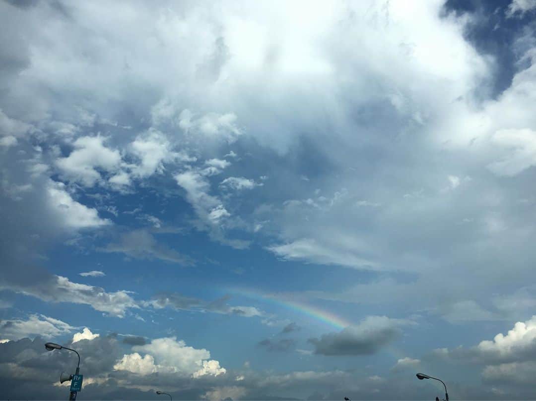黒山健一さんのインスタグラム写真 - (黒山健一Instagram)「虹を見た🌈 毎日、暑うございます😵💦」8月13日 22時27分 - kenichi_kuroyama