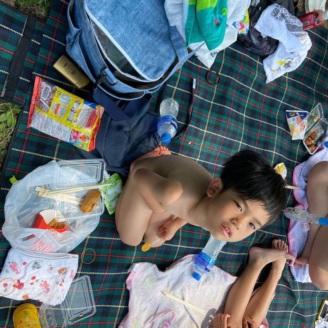 kougeishaさんのインスタグラム写真 - (kougeishaInstagram)「美味しかった思い出と銀さん。part2 銀さんの股間にお昼ご飯のソーセージを置いていたので誤解を招いてすみません。バブルソーセージって事でお許しを！」8月13日 22時59分 - kougeisha