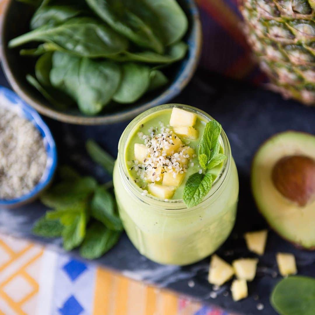 Simple Green Smoothiesさんのインスタグラム写真 - (Simple Green SmoothiesInstagram)「Wondering what a week of Rawk The Year looks like? 👀Swipe ➡️ right for a SNEAK PEEK!! 🍃⁠⠀ ⁠⠀ 14 DAY FREE TRIAL: simplegreensmoothies.com/meal-planner」8月13日 23時04分 - simplegreensmoothies