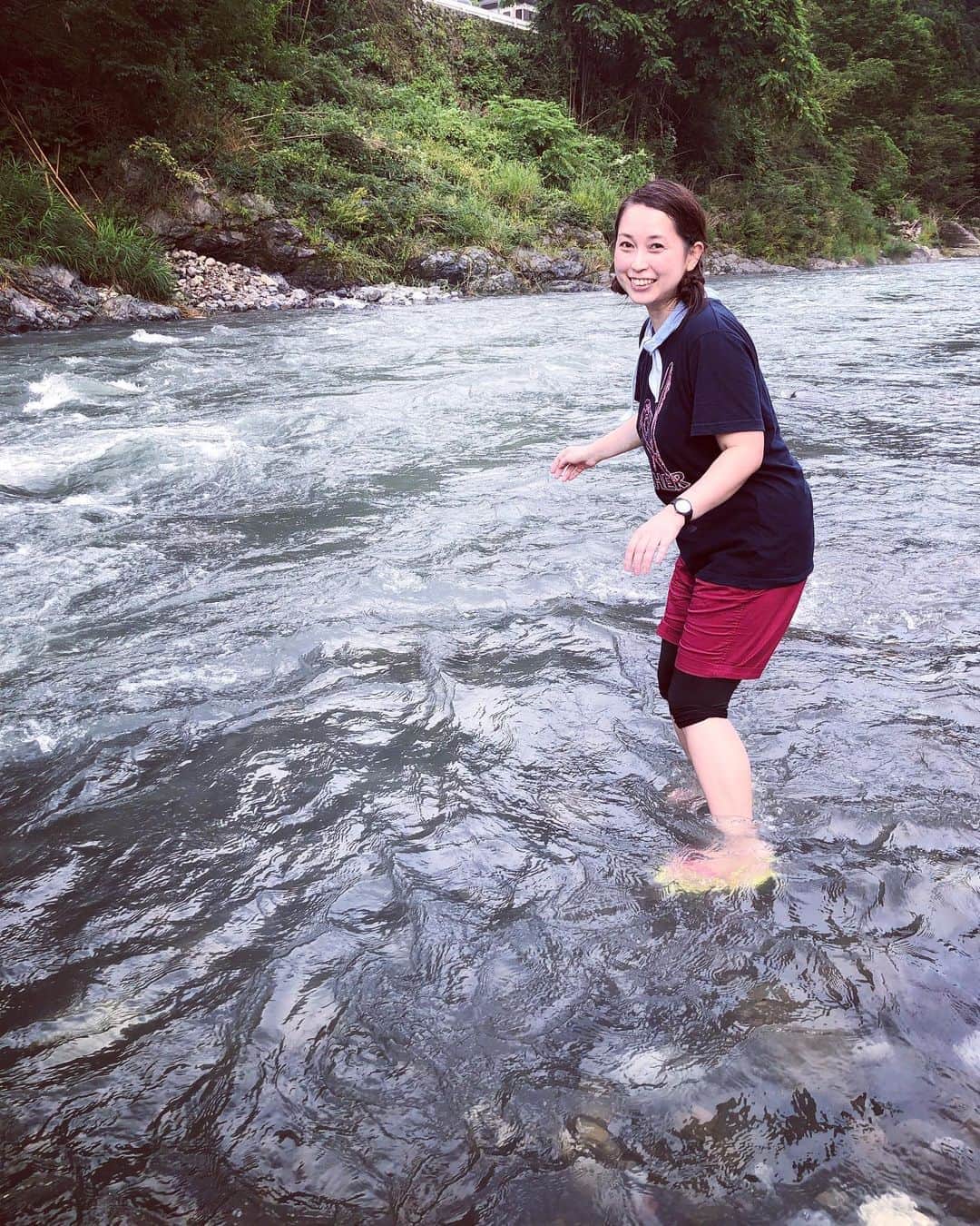 美甘子さんのインスタグラム写真 - (美甘子Instagram)「川の水が冷たくて気持ち良かった！ #川井キャンプ場」8月13日 23時12分 - rekish_mikako