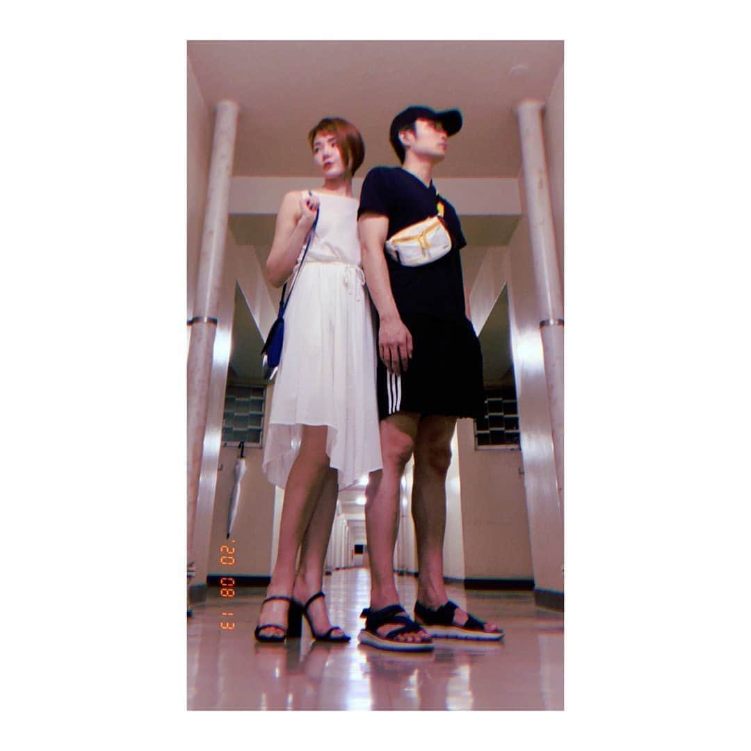 のインスタグラム：「. . . 毎日コーデ （こーねんくんに注目、コーデ変わりません）  #couple #couplephoto #couplelove #illustration #animation  #りべこー夫婦 #同棲カップルさんと繋がりたい #新婚夫婦と繋がりたい #カップルさんと繋がりたい #新婚　#新妻 #新婚カップル　#カップルグラム #カップルコーデ #カップルフォト　#カップル垢　 #カップルアカウント#カップル  #ブライダルモデル #安川リベカ #サロンモデル #ハーフモデル」