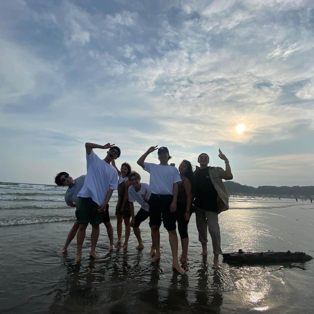 MIYABIさんのインスタグラム写真 - (MIYABIInstagram)「コロナに青春を奪わせませんカラネ！！！！！！ みんな海ではTiffanyとかGUCCIのリングは着けちゃだめだからね！！！ #cc旅行部」8月14日 0時07分 - miyabi_kitmi