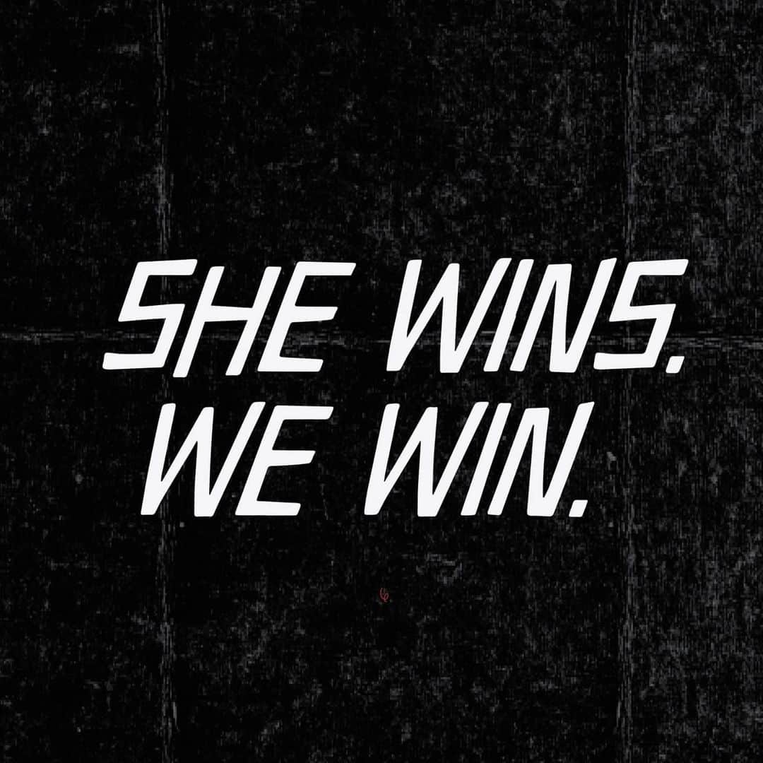 レジーナ・キングのインスタグラム：「There has not been a democratic presidential nominee in over 40 years that has won the white house without black women's leadership and vote. #SheWinsWeWin」