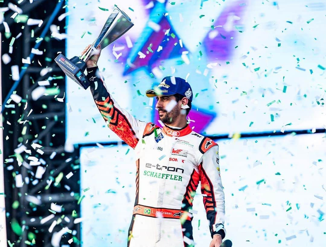 ルーカス・ディ・グラッシさんのインスタグラム写真 - (ルーカス・ディ・グラッシInstagram)「FIA Formula E Championship Season 6 - 77 points P6 🏆🏆 — Thanks everyone for your support and to all my partners @forcepoint @niobium.tech @cbmm_oficial @boss & @enerzeeoficial ! —- 🇧🇷 Obrigado a todos pelo apoio e torcida. Vamos trabalhar mais pra sempre honrar nosso país. Tamo junto obrigado #ForcePoint #CBMM #Niobium #Enerzee #Boss」8月14日 4時10分 - lucasdigrassi