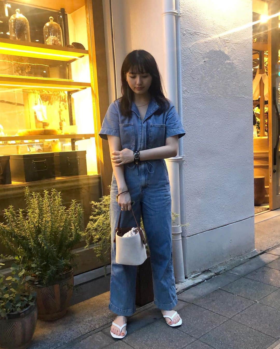 大和田南那さんのインスタグラム写真 - (大和田南那Instagram)「BIG TIC⌚️ 今日みたいなカジュアルな服に合わせても 綺麗めに見えるから使いやすいし デジタル秒表示も珍しくてお気に入り☺︎  @FOSSIL #BIGTIC #fossilstyle #モデルプレスPR」8月14日 13時34分 - nanaowada_official