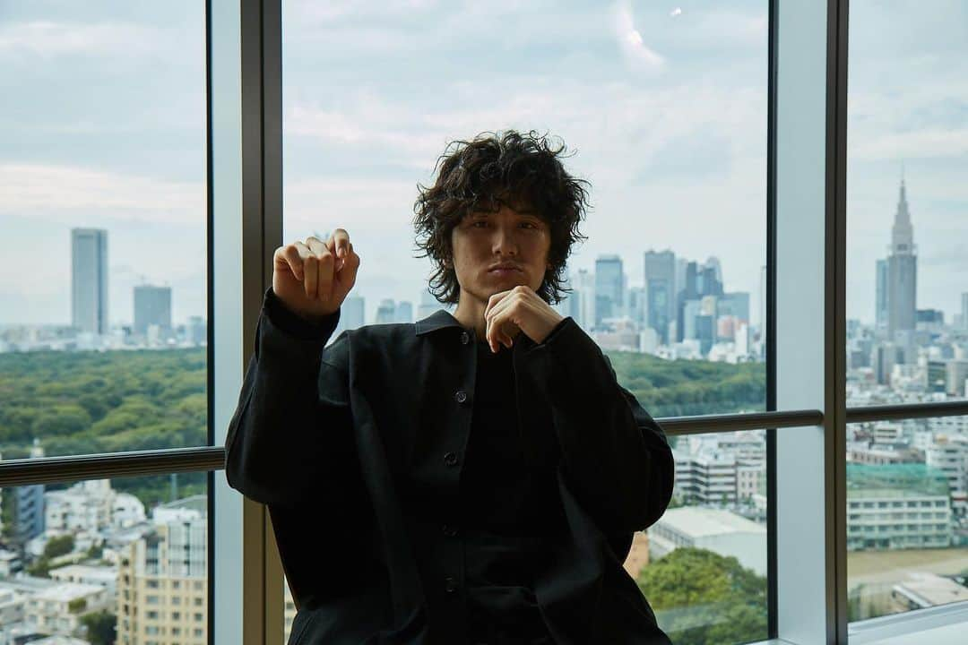 藤井風さんのインスタグラム写真 - (藤井風Instagram)「Again, I’m super grateful to be the first Japanese Artist On The Rise on YouTube. My short documentary is on my YouTube channel now with English subtitles! Thank You and YouTube team! Photo by @ph_o.h.n.o」8月14日 14時13分 - fujiikaze