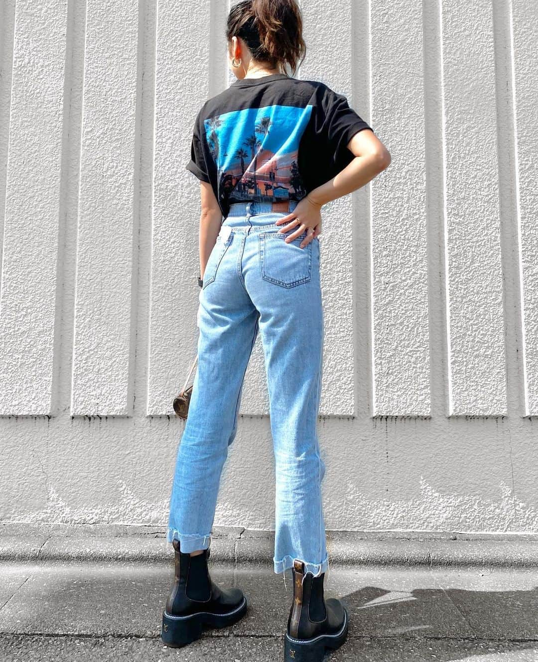 manaさんのインスタグラム写真 - (manaInstagram)「. 今日はIGOR tee🔥🔥 #ootd  #まなきょうふく #ファッション #コーデ #tee #IGOR @igor_02k ☜︎🤍」8月14日 14時28分 - manafiemom