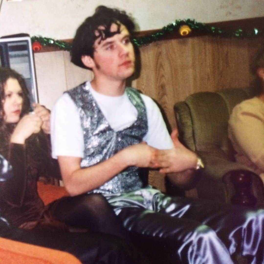 ブラッド・ゴレスキーのインスタグラム：「I heard metallics are big for fall 🍁 I wore this silver brocade vest and purple satin pants to Christmas Eve at my grandparents house when I was 16. I’ve always loved serving a LOOK! @egoreski #tbt」