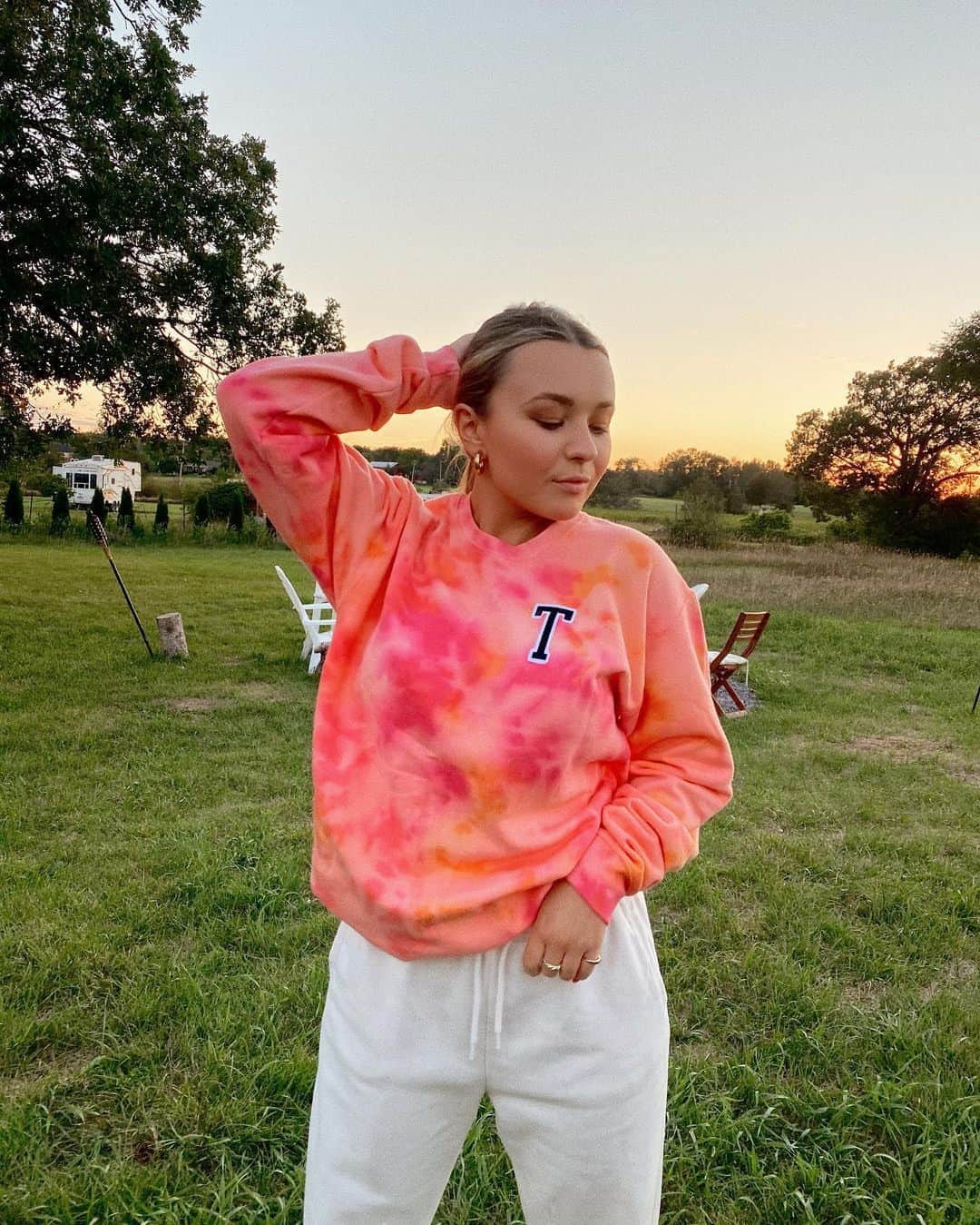 トーリ・ウェブスターのインスタグラム：「My bubble ☁️ #TORCHELLA 💖🌈🍭」