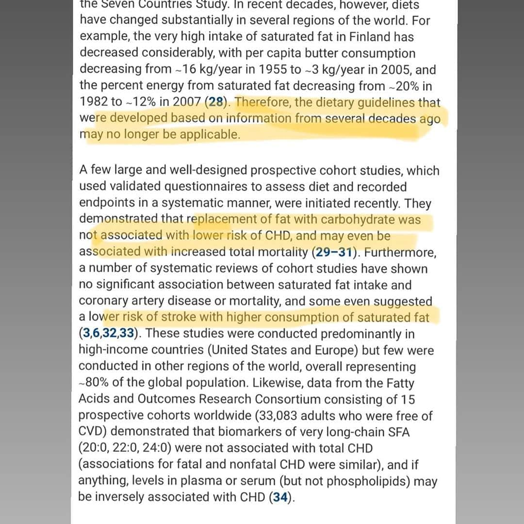 デイヴ・アスプリーさんのインスタグラム写真 - (デイヴ・アスプリーInstagram)「Something truly epic happened today that is going to change what you eat for years to come. Truly epic.  The Journal of the American College of cardiology published a groundbreaking paper today admitting something that you already knew if you had been on the Bulletproof Diet for the last 10 years. (Yes, I am feeling slightly vindicated after receiving so much resistance after writing The Bulletproof Diet, which eventually helped people lose about 1,000,000 pounds!)  This new paper, which uses data from studying 135,000 people overtime, finds: -Saturated fat from meat and dairy do not cause an increase in cardiovascular disease, and reduce stroke risk. -Polyunsaturated fats increase risk of cardiovascular disease. -Different fats do different things -Cutting saturated fat does not reduce death rate -the 25% of people eating the highest saturated fat intake (about ∼14% of  calories) had lower risk of stroke -Only 5% of fat should be polyunsaturated for lowest death  This is effectively a deathblow to vegan  and plant-based practices, which make people sick because they contain almost all polyunsaturated fats. It’s one reason I got sicker when I was a vegan.  The Bulletproof Diet recommendations for fat are that fat make up at least 50% of your calories (up to 85% if in clean keto phase) and at least 50% of your fat should be saturated, and  minimize polyunsaturated fat.  For the record: grass fed butter and MCT oil, the key ingredients in Bulletproof Coffee, are saturated fats. They are the good guys.  If you haven’t yet read The Bulletproof Diet, now is the time. If it was right about this a decade before the main stream, what else are you missing?  In the meantime, even if you never read it, it’s safe to ask someone to pass the butter. Just make sure it’s grass fed!  #bulletproofdiet #grassfed #heartdisease #cvd #butter #steak #bacon #keto #carnivore #whole30 #paleo #diet #saturatedfat #polyunsaturated #vegan #plantbased #cardiology #nutrition #butter https://www.onlinejacc.org/content/76/7/844」8月14日 7時50分 - dave.asprey