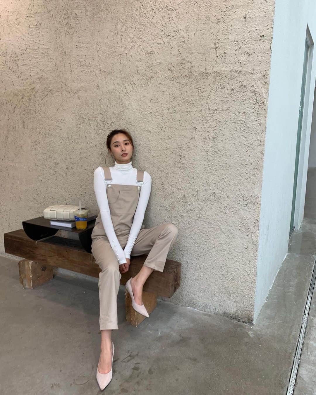 BIRTHDAY BASHさんのインスタグラム写真 - (BIRTHDAY BASHInstagram)「BBロングセラーに 今年の新色♡ 大人女子の為のオーバーオール 体型ストレートに見える魔法アイテム♡」8月14日 7時59分 - birthdaybashshop