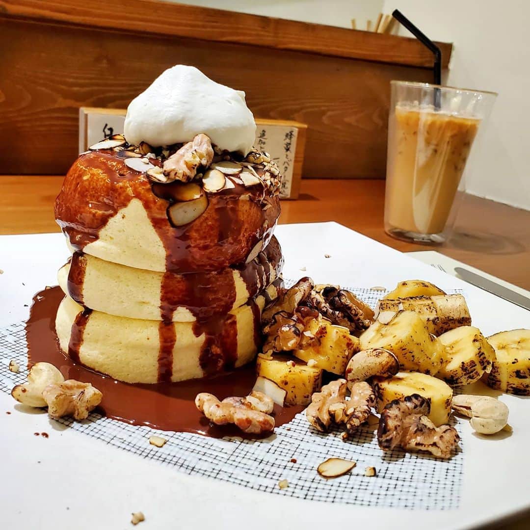 安田サラのグルメインスタ