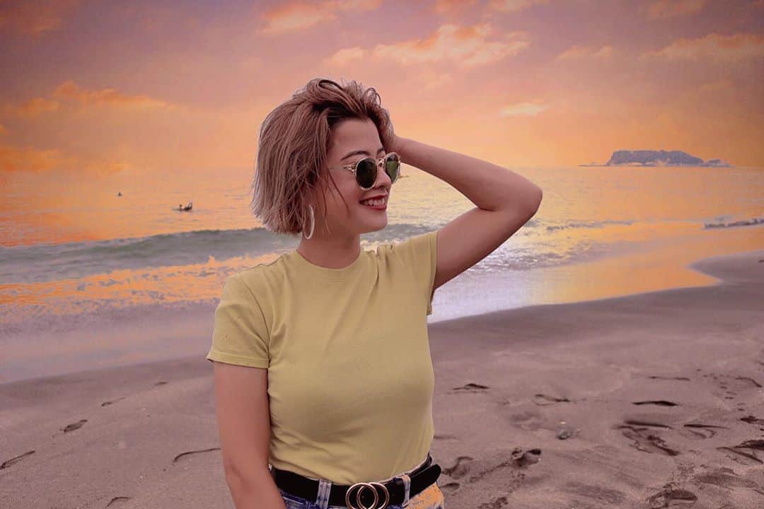 のインスタグラム：「改めまして、RONA（ローナ）です🌼💚」