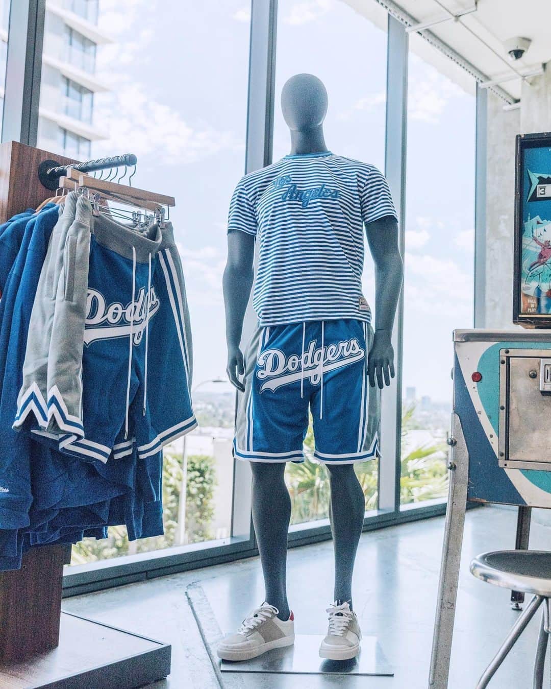 Fred Segalさんのインスタグラム写真 - (Fred SegalInstagram)「This may be a summer without Dodger Dogs, but it doesn't have to be a summer without repping LA's hometown heroes. Mitchell & Ness upgrades the game with our second drop with them!⁠ ⁠ Check out the pop-up at FS Sunset or on FredSegal.com ⚾️   #mitchellandness #dodgers #dodgersbaseball #justdonshorts #justdon #dodgersnation #dodgersmerch #ladodgers #fredsegal」8月14日 8時29分 - fredsegal