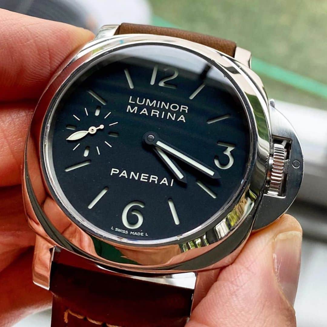 パネライのインスタグラム：「You wanna start your #panerai collection? this is probably one of the best entry models. The #PAM111 sandwich dial. Do you agree? Pic by @midlifewatchcrisis #paneraicentral」