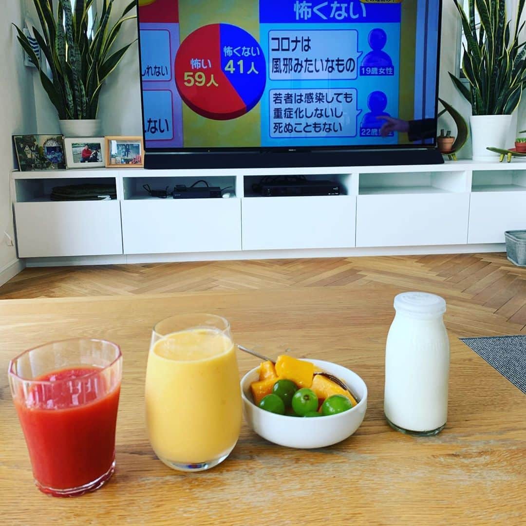 金村義明さんのインスタグラム写真 - (金村義明Instagram)「稲庭素麺！ マンゴー🥭ジュース 劇うままままままし」8月14日 9時16分 - yoshiaki_kanemura
