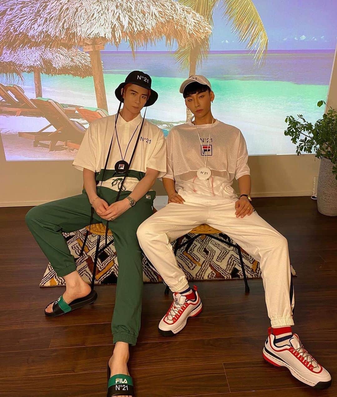 のインスタグラム：「N°21XFILA #thankyou #noah & @taiki_jp  #素敵なキャプションも  #repost @noah_bbb ・・・ Being yourselves is your prerogative🤍 ⠀ @numeroventuno x @fila_japan_official #TaikiNoah#BeYourself#N21xFila #N21 #fila @iza_official  SHOPIZA.com #izastagram」