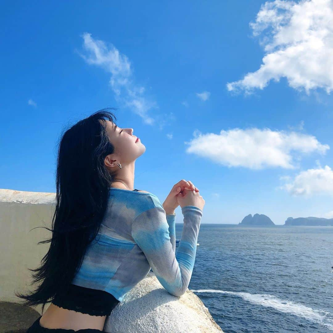 ハユンさんのインスタグラム写真 - (ハユンInstagram)「🌊」8月14日 10時34分 - leehwasi