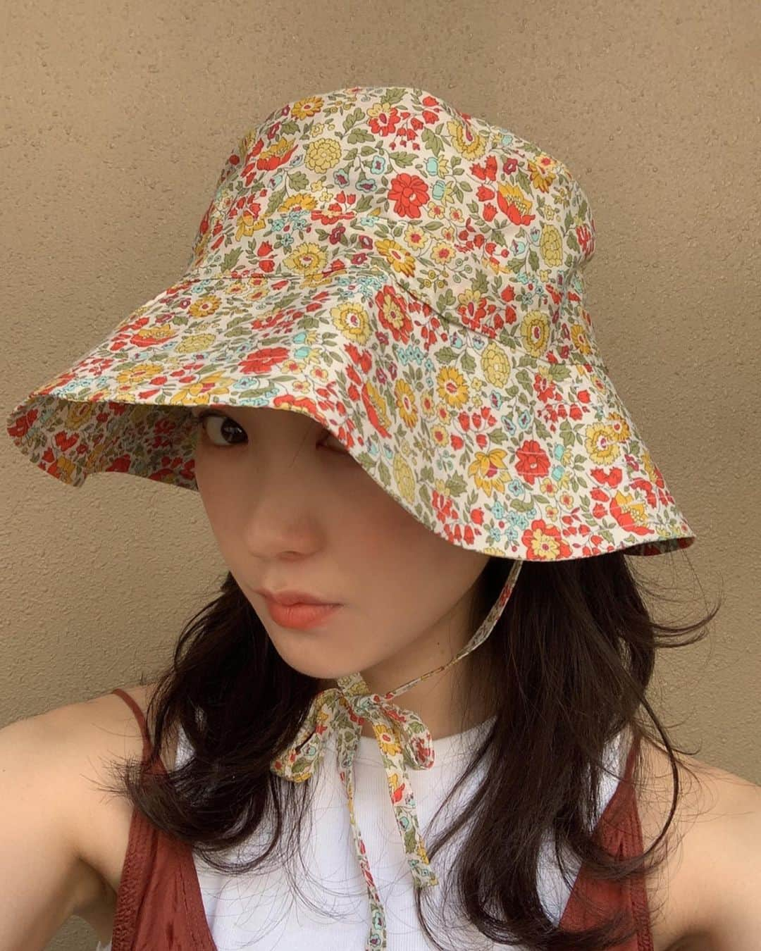 柴田ひかりさんのインスタグラム写真 - (柴田ひかりInstagram)「暑すぎて帽子がないと外に出られない🥵🌼」8月14日 11時10分 - shibatahikari