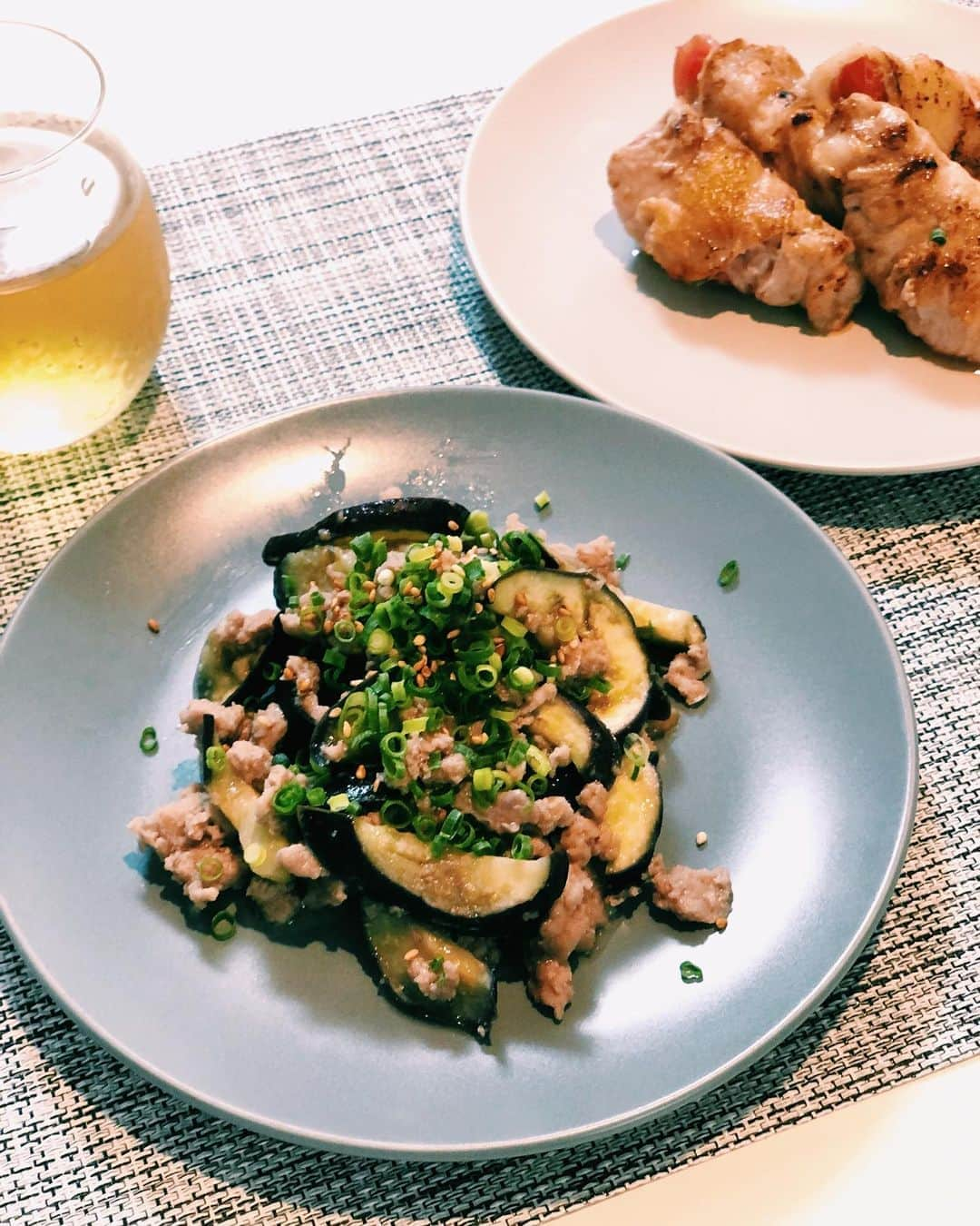 宮司愛海さんのインスタグラム写真 - (宮司愛海Instagram)「最近の🍚  ◌夏野菜ドライカレー ◌鶏肉スタミナトマトソース＆とうもろこしの天ぷら ◌油そば風そうめん ◌茄子の肉味噌＆トマト肉巻き  夏はがっつり食べたい派です🔥  #ごはん #cookingram #ネギとごま万能説 #ドライカレー #とうもろこし #そうめんアレンジ」8月14日 12時39分 - manami_miyaji