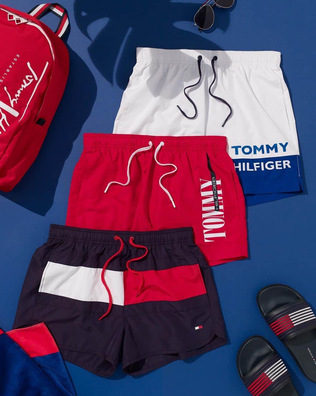 Tommy Hilfigerさんのインスタグラム写真 - (Tommy HilfigerInstagram)「Step up your swimwear game with these new trunks. Perfect for sunbathing at home or on holiday... 😉 Which one is more your style? Comment below 1, 2 or 3. #tommyhilfiger」8月14日 23時04分 - tommyhilfiger