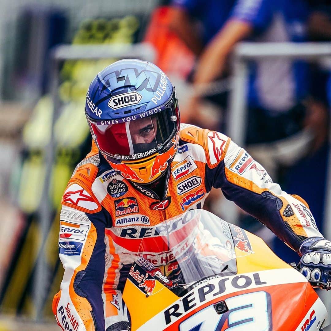 レプソル・ホンダのインスタグラム：「Clear visors still 👌 ⠀⠀⠀⠀⠀⠀⠀⠀⠀ 🇦🇹 #AustrianGP #MotoGP #AM73 #AlexMarquez #Repsol #Honda #RepsolHonda #HRC #RC213V #ThePowerOfDreams #Racing #Motorcycle #Team #OneHeart #RedBullRing」