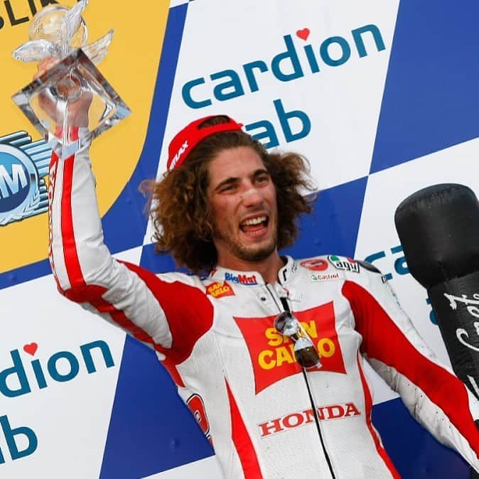 MotoGPさんのインスタグラム写真 - (MotoGPInstagram)「#OnThisDay nine years ago Marco Simoncelli took his first-ever premier class podium at the #CzechGP! 💪 Who knows how many more he could have achieved ✨ We miss you Marco! ❤️ #SempreNelCuore #SuperSic #MotoGP」8月14日 15時54分 - motogp