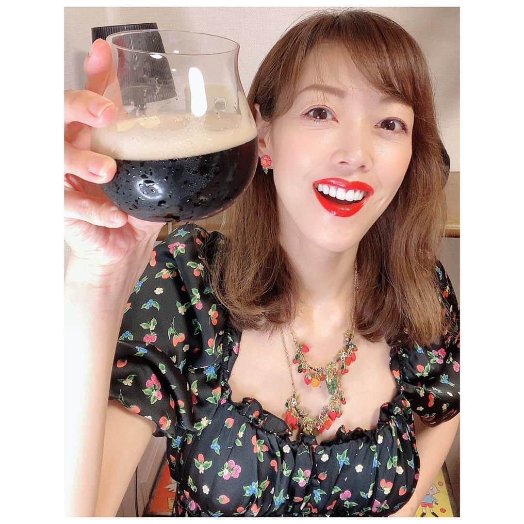 大和悠河さんのインスタグラム写真 - (大和悠河Instagram)「14日夜9時からLINE LIVEアーカイブ配信です。お楽しみに〜。 . . . .  . . .   大和悠河LINE LIVE プレミアムチャンネル 第13章7/19(日)夜8時のアーカイブ ドレスコーBLACK🖤 ☆ゲスト紹介 ☆乾杯〜 BLACKDrinkBLACKSnack〜 乾杯😉 黒ビール＆ブラックOlive ☆ファッション解説 〜BLACKファッション〜  ☆Yuga in Wonderland  ☆😃イカ墨パスタ〜  ☆Chiacchiereキアッキエーレお喋りタイム   ☆お悩み相談  ☆ 大和悠河の５分で語るオペラの真髄(新解釈)〜YUGAオペラカイエ　オテロ ☆LINE LIVEプレミアム会員限定スペシャルなお知らせ 〜愛言葉  第14章7/26(日)夜８時大和悠河LINE LIVE プレミアムチャンネルのアーカイブ 🤎☆ドレスコード🤎brown🤎 ☆ゲスト紹介 ☆乾杯 brownDrink &brownSnack〜 乾杯しましょ😉 パパゲーナカクテル& チョコ ☆ファッション解説 〜 brown〜 ☆Yuga in Wonderland 四連休最後のlast night 〜😃ザルツブルガーノッケルン〜 は ザルツブルクの郷土料理スイーツ「ザルツブルクの山々」 ☆Chiacchiereキアッキエーレ ☆お悩み相談 ☆ 大和悠河の５分で語るオペラの真髄(新解釈)〜YUGAオペラカイエ　魔笛 Mozart Pa-Pa-Papagena! （Pa, Pa, Pa, Pa, Pa, Pa） ☆LINE LIVEプレミアム会員限定スペシャルなお知らせ 〜愛言葉  💚14日(金)💚夜9時 第14章 第13章 💚15日(土)💚夜9時 第12章 第11章 💚16日(日)💚夜9時 第10章 第9章 💚17日(月)💚夜9時 第8章 第7章 💚18日(火)💚夜9時 第6章 第5章  💚LINE LIVE生配信今後の予定💚  💚第17章LINE LIVE生配信💚 8/19日(水)Nigh9時 ドレスコード赤❤️  #大和悠河　#yugayamato #黒ビール  #オテロ　#salzburgfestival  #sbgfestival  #ブラックolive   #yugainwonderland  #Ilovecooking #イカ墨パスタ   #大和悠河の５分で語るオペラの真髄 #パパゲーナカクテル  #四連休最後のlast night #ザルツブルガーノッケルン  ザルツブルクの郷土料理スイーツ「 #ザルツブルグの山々  #chiacchiere  #キアッキエーレ  #大和悠河の５分で語るオペラカイエ  #YUGAオペラカイエ　#魔笛  #mozart  #Pa-Pa #papagena   #LINE LIVE生配信 #ドレスコード  #スイカのジュース #アーリアオーリオペペロンチーノ  #ドレスコードピンク #ジューシーピーチフラペチーノ  #instagramjapan  #instagramjapan」8月14日 17時19分 - yugayamato