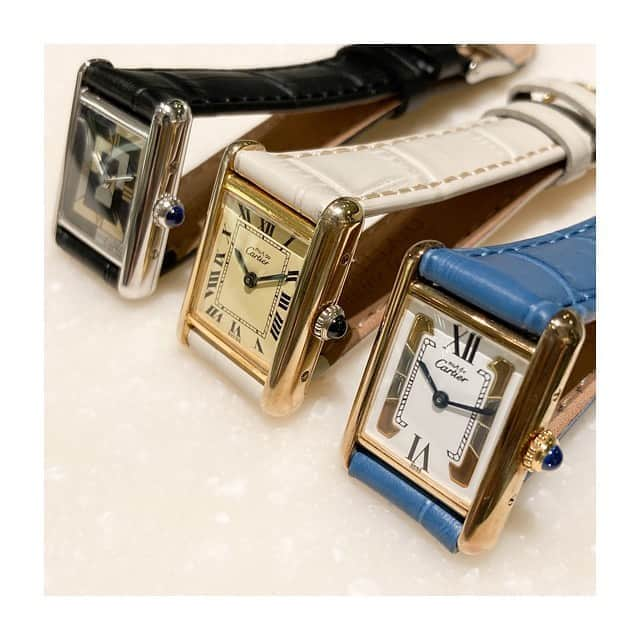 HIROBさんのインスタグラム写真 - (HIROBInstagram)「-HIROB丸の内-﻿ ﻿ Vintage must de Cartier TANK ﻿ ご紹介致します！﻿ ﻿ ■1〜2枚目﻿ SMサイズ ¥190,000+tax〜¥250,000+tax﻿ ﻿ ■3〜4枚目﻿ LMサイズ ¥150,000+tax〜¥195,000+tax﻿ ﻿ 8/18まで10%OFFも開催しております！﻿ 一部除外有﻿ ベイクルーズポイントカード付与率2倍の﻿ ダブルポイントキャンペーンも同時開催しております！﻿ ﻿ 通信販売も対応しており、お電話でのご相談も受け付けています。﻿ 当面の間、通信販売の送料は無料となりますので、ご来店が難しい方でもお気軽にお問い合わせ下さい。﻿ ﻿ リンク先の商品に関して:こちらの時計はヴィンテージ品の為、同デザインではありますが、外装等の状態は多少異なる場合がございます。予めご了承下さい。﻿ ﻿ ﻿ …お問い合わせ…﻿ 03-5224-8666﻿ ﻿ #hirob﻿ #hirobmarunouchi﻿ #baycrews﻿ #mustdecartier﻿ #cartier﻿ #vintage﻿ #tank﻿ ﻿ #morellato﻿ #cassis﻿ ﻿ #モレラート﻿ #カシス﻿ ﻿ #ヒロブ﻿ #ヒロブ丸の内﻿ #ベイクルーズ﻿ #マストデカルティエ﻿ #ヴィンテージカルティエ﻿ #タンク﻿ #自分へのご褒美﻿ #東京駅」8月14日 17時12分 - hirob.jp